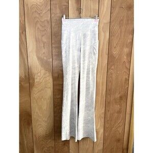 PureLuxe Fabletics light gray, high-waisted flare leggings side pockets Size XXS